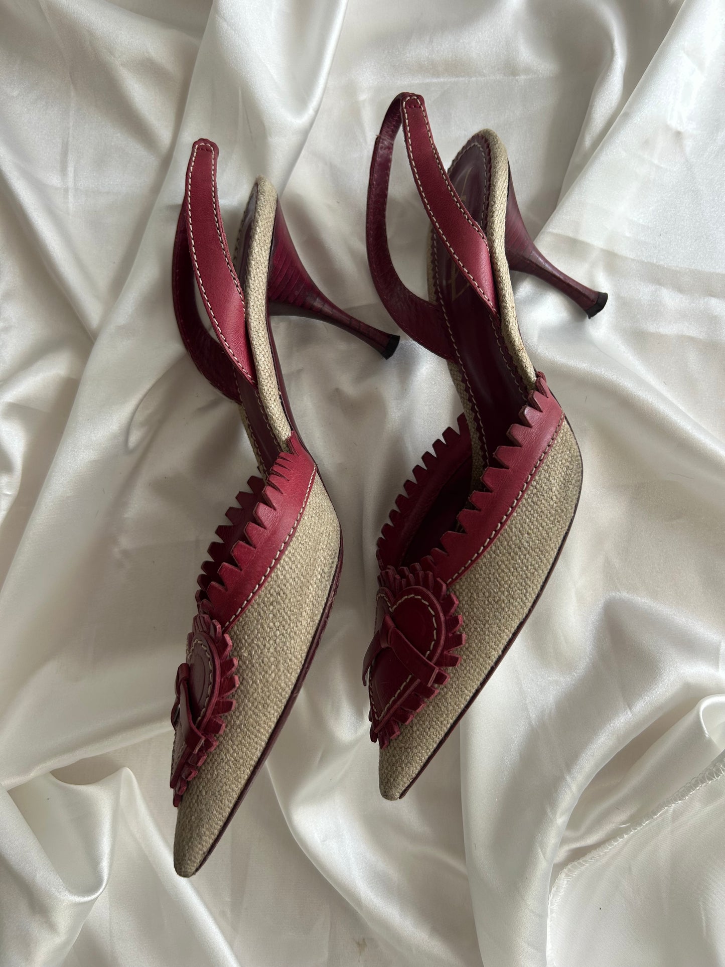 Yves Saint Laurent Heart Slingback EU37.5