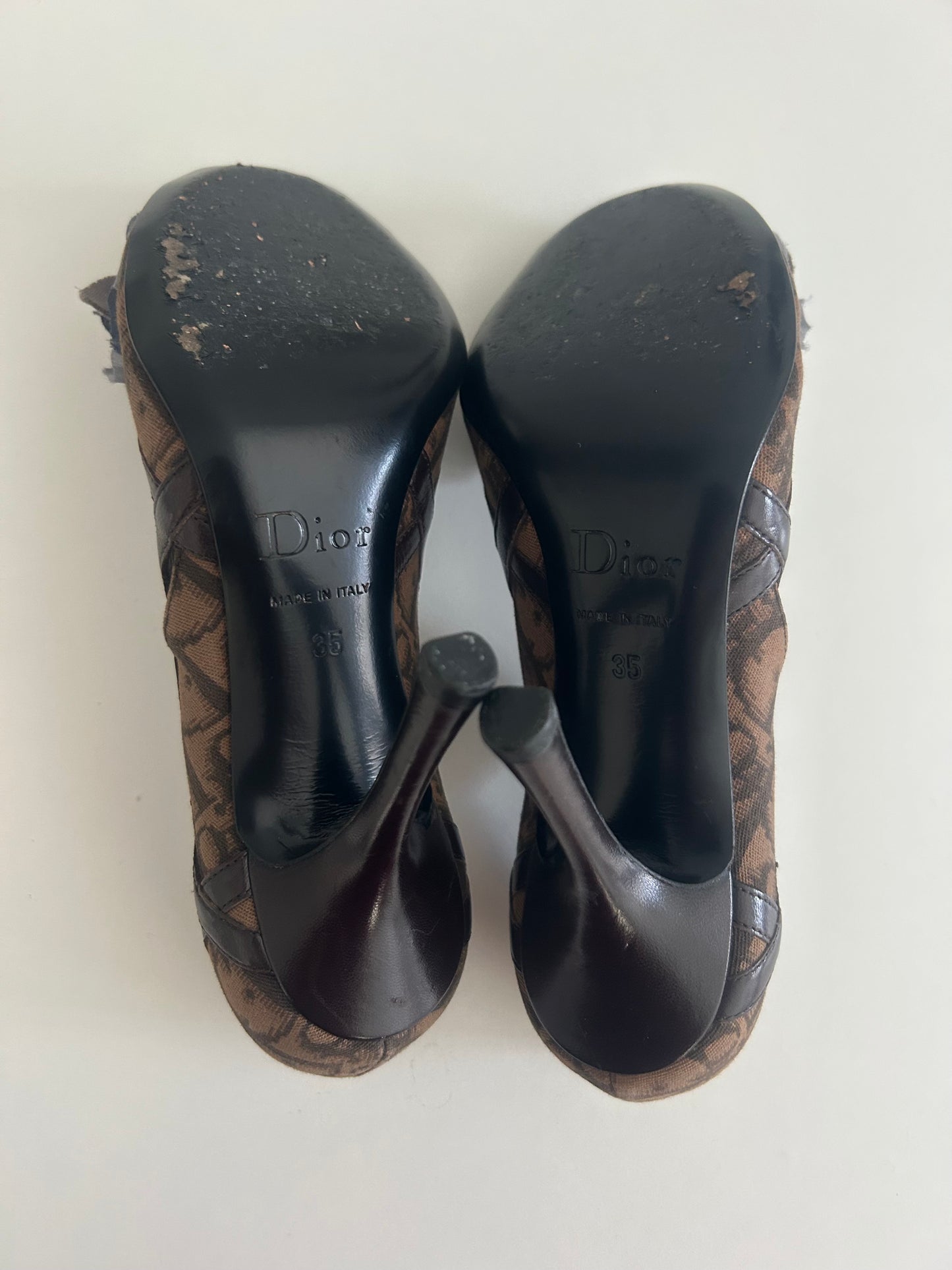Christian Dior monogram heels EU35