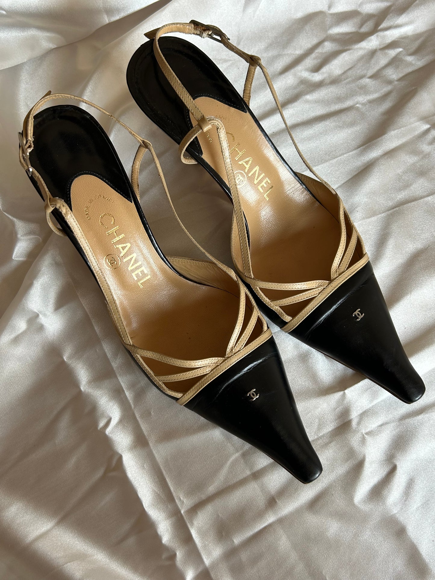 Chanel leather slingback EU39