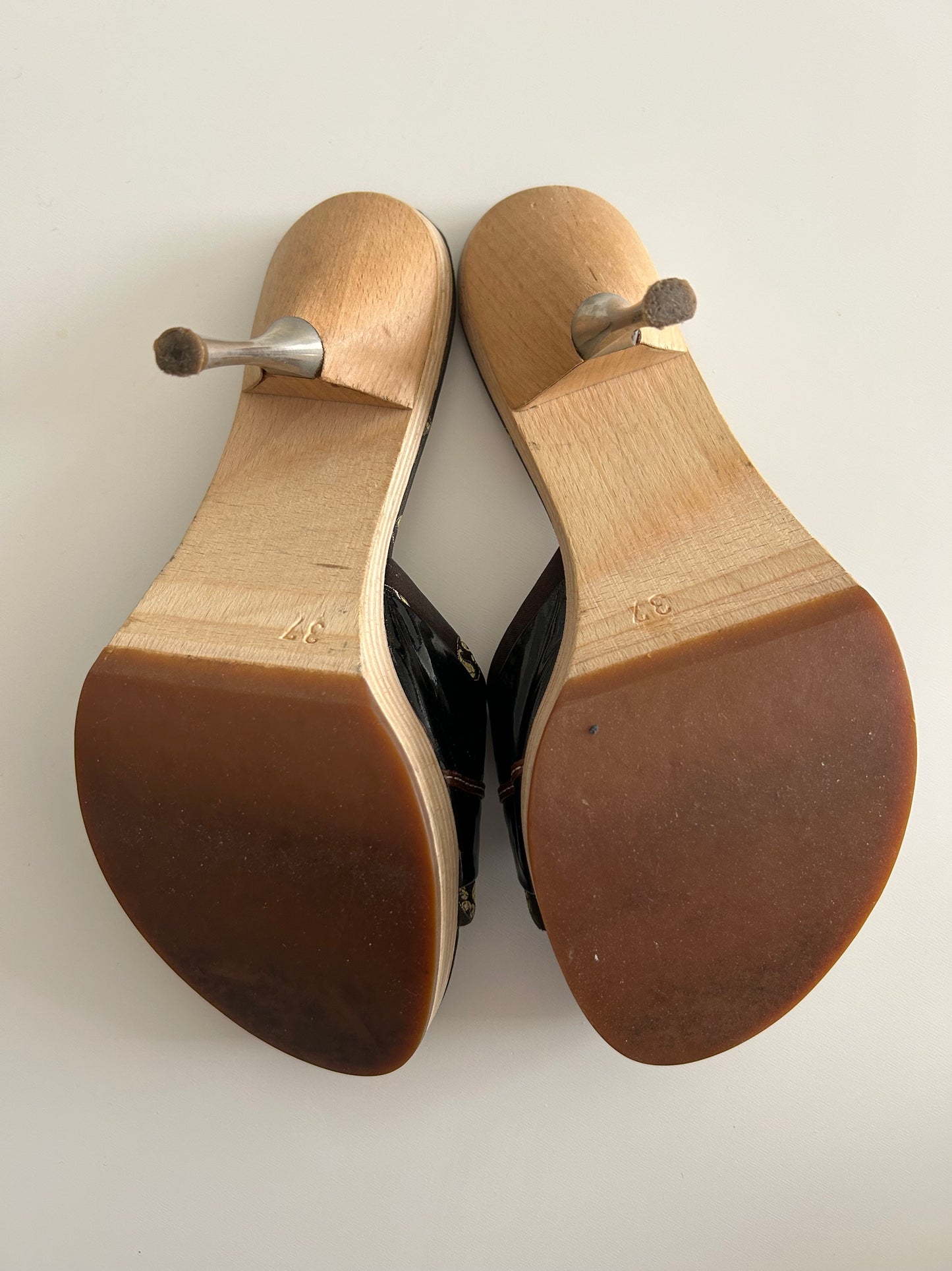 Prada oriental mules EU37