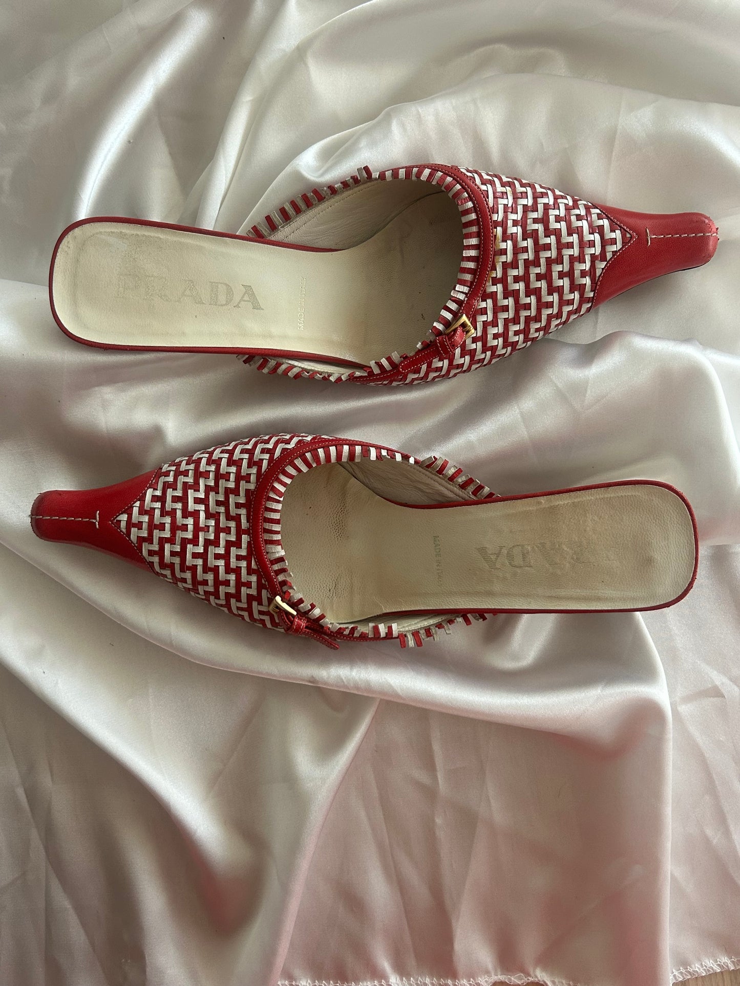 Prada kitten heels EU37.5