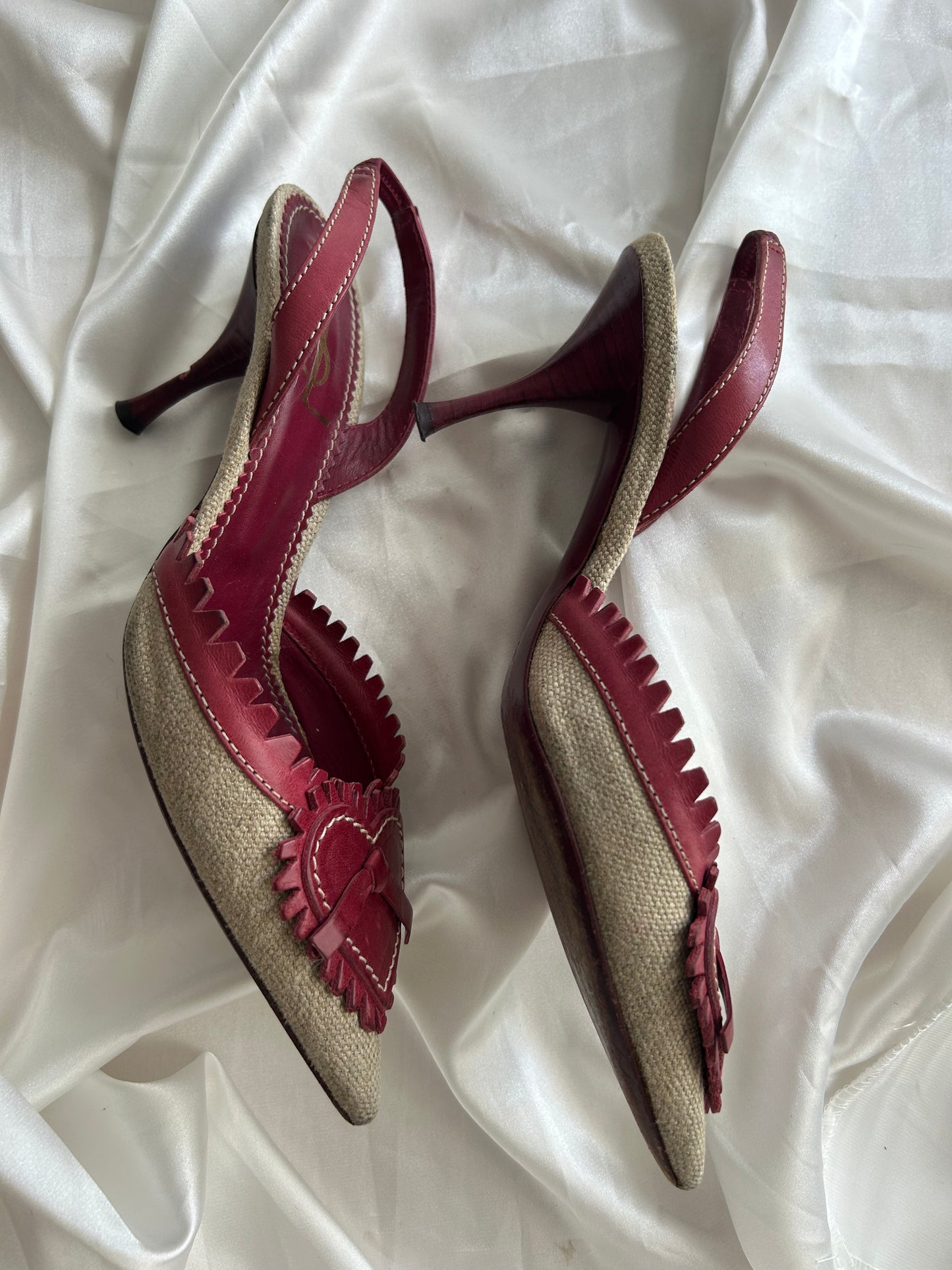 Yves Saint Laurent Heart Slingback EU37.5