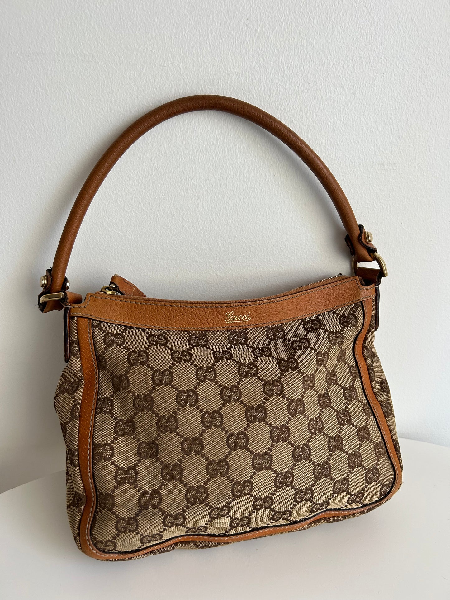 Gucci GG Canvas shoulder bag