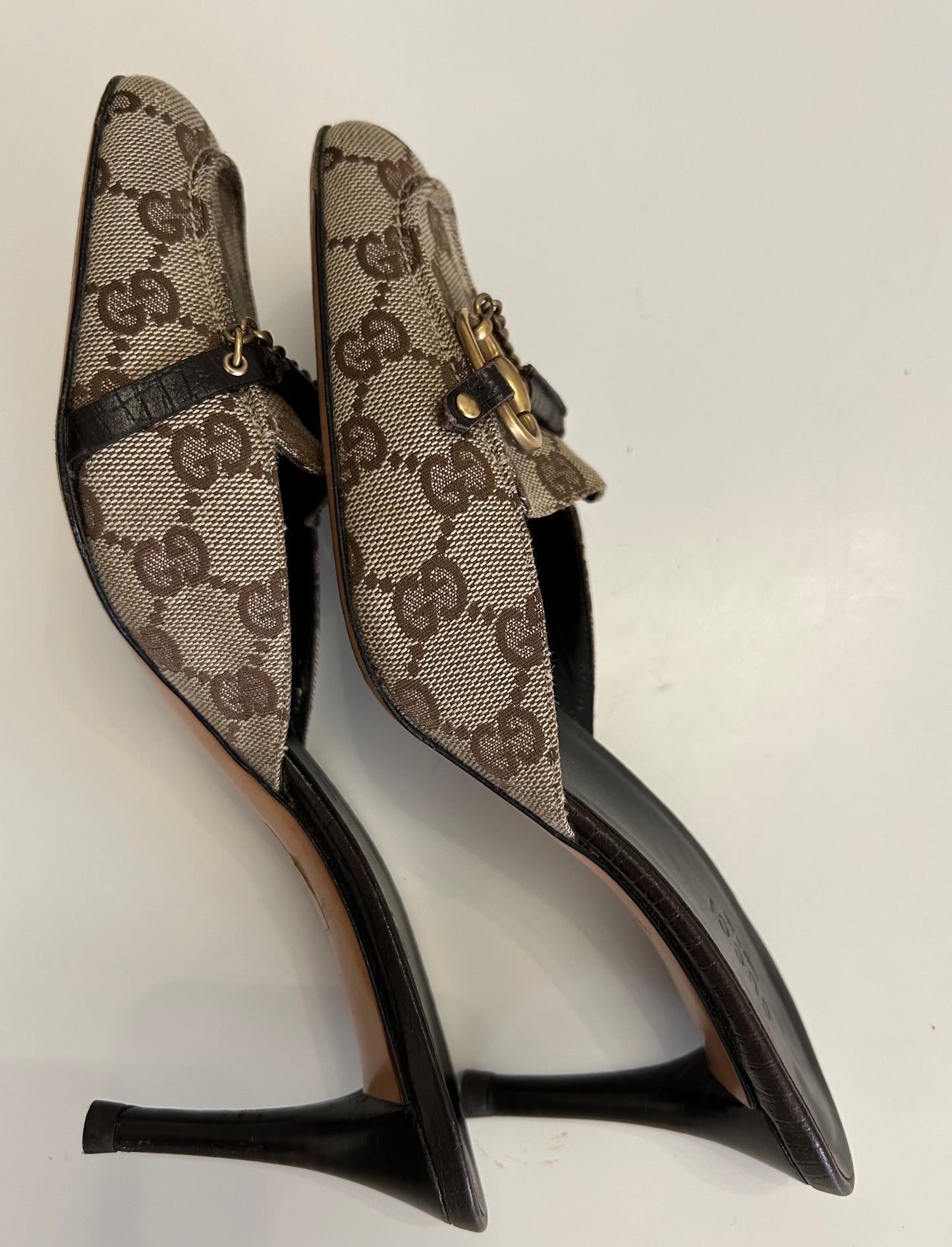 Gucci GG Canvas mules EU38