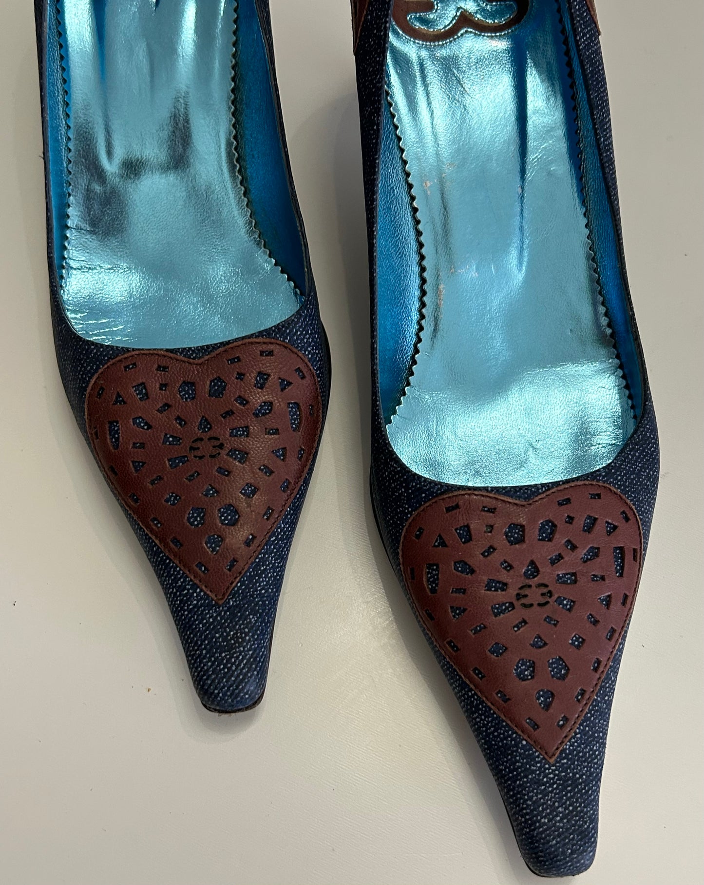 Escada pumps EU39