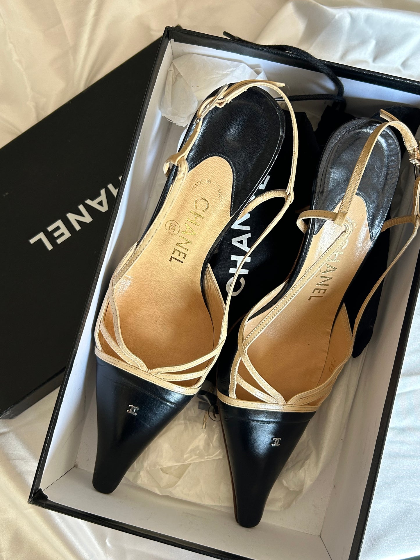 Chanel leather slingback EU39