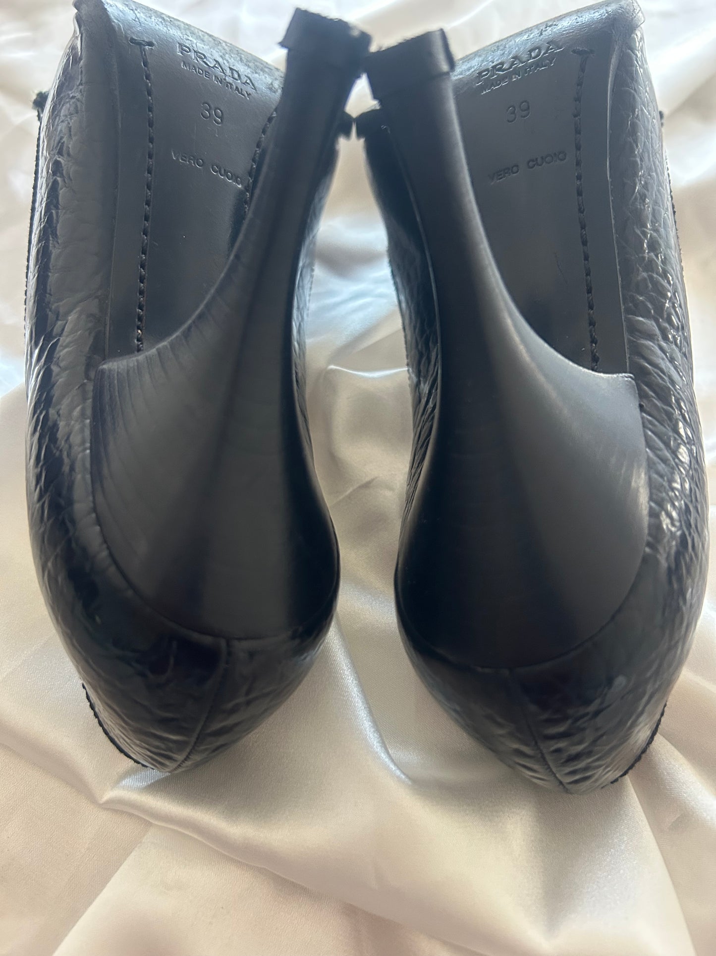 Prada wool flower EU39