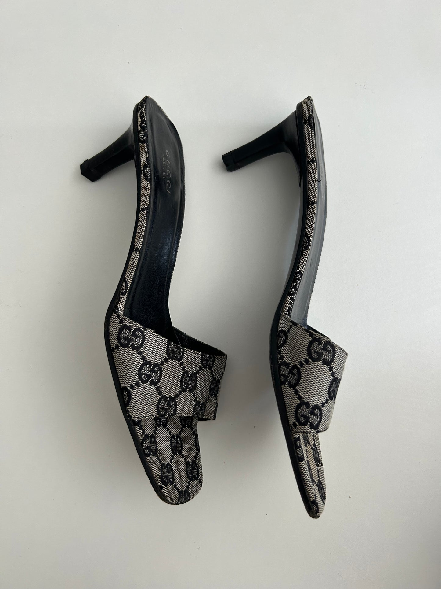Gucci GG Canvas mules EU38
