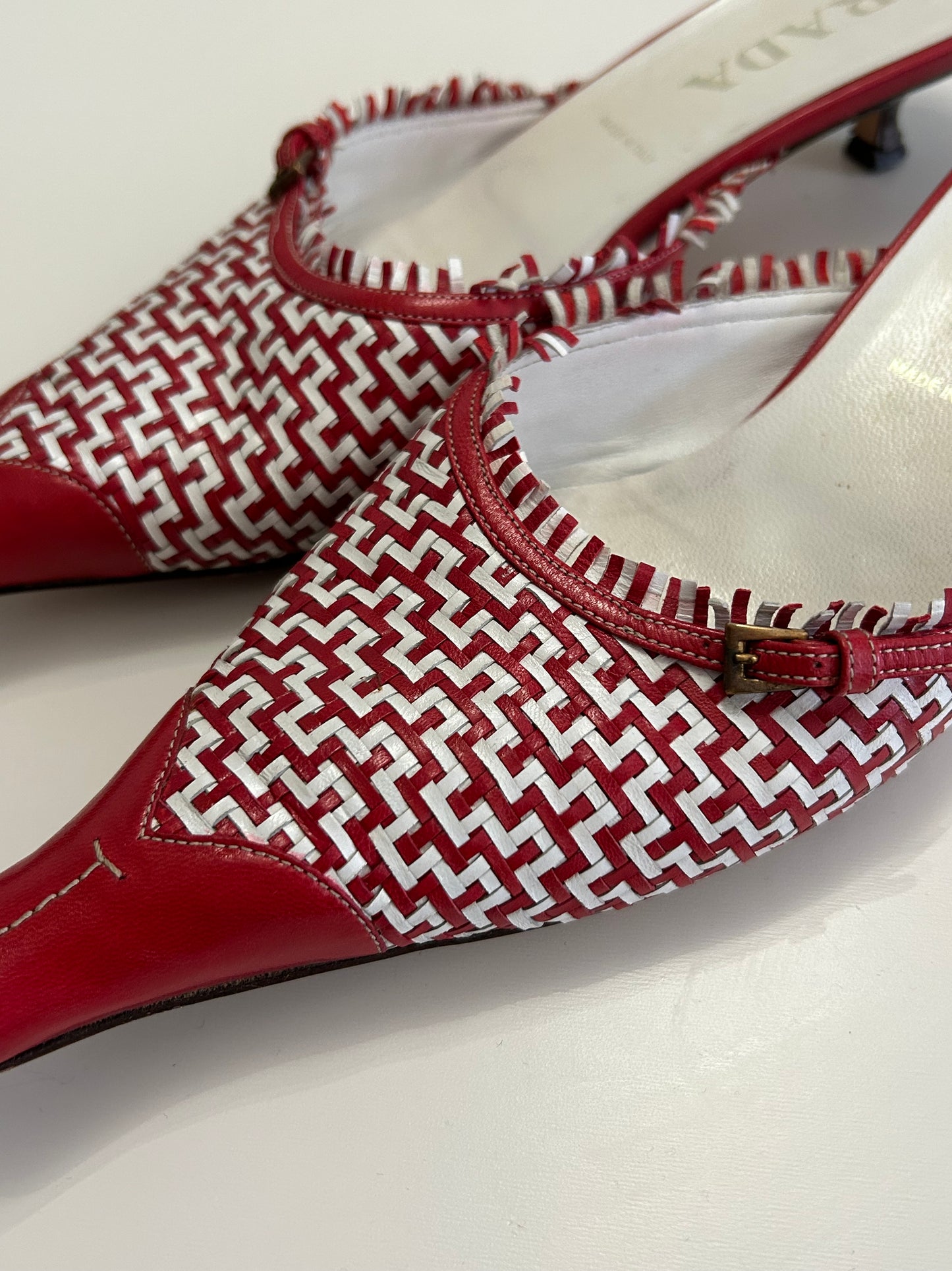 Prada leather mules EU40