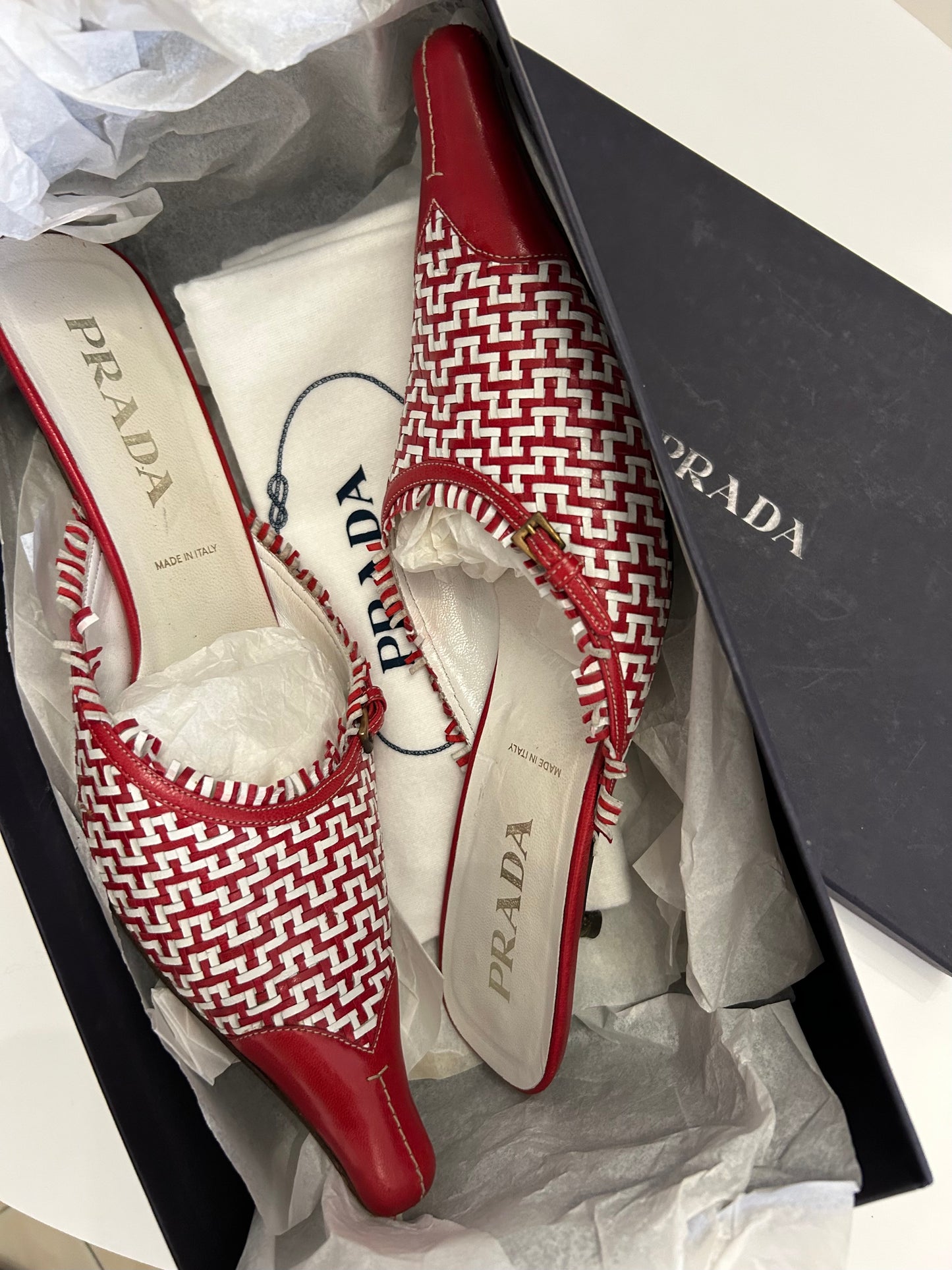 Prada leather mules EU40