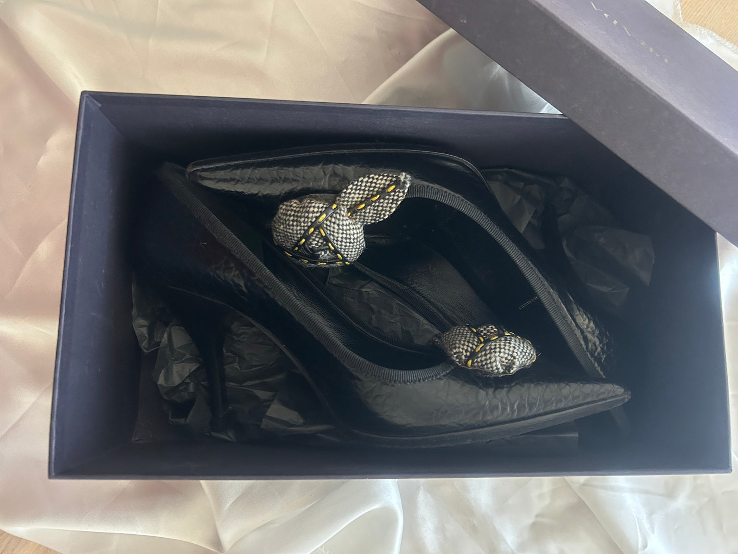 Prada wool flower EU39