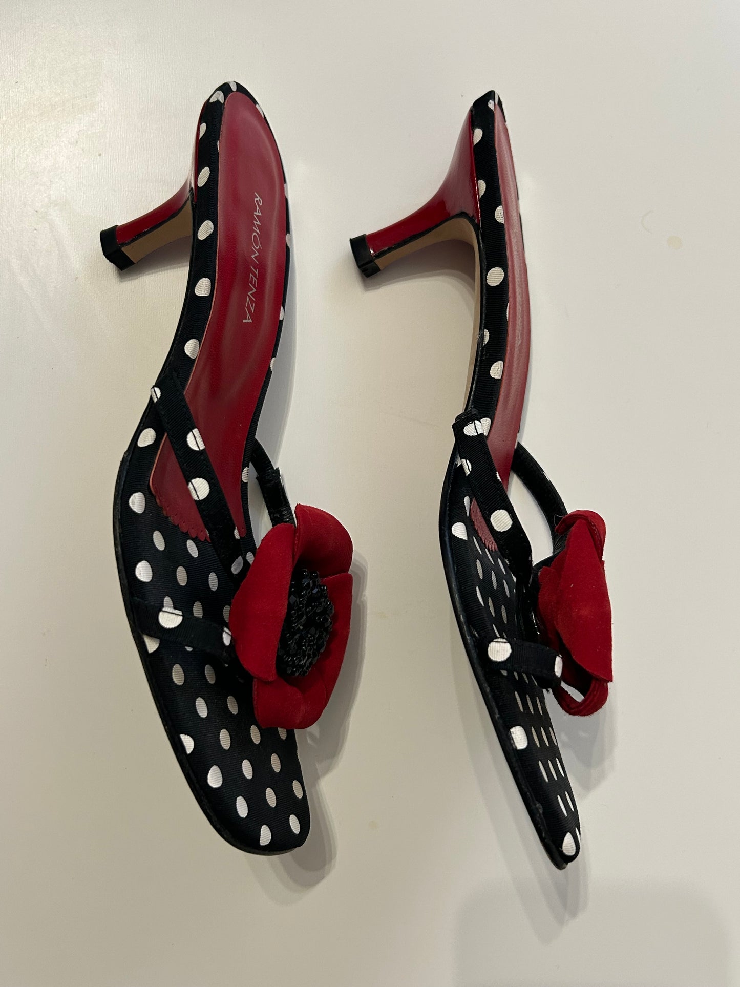 Ramón Tenza polka dots kitten heels EU39