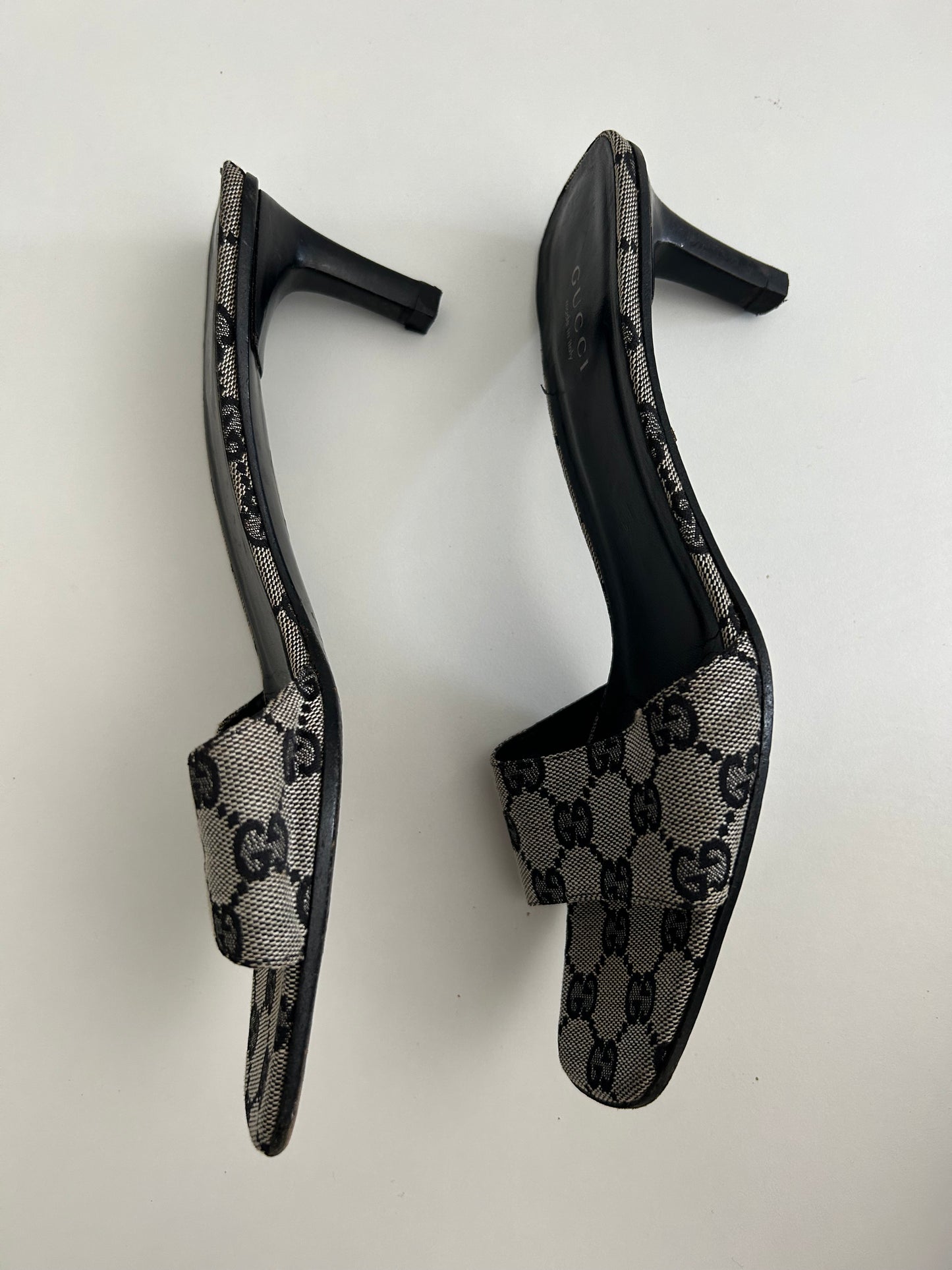 Gucci GG Canvas mules EU38