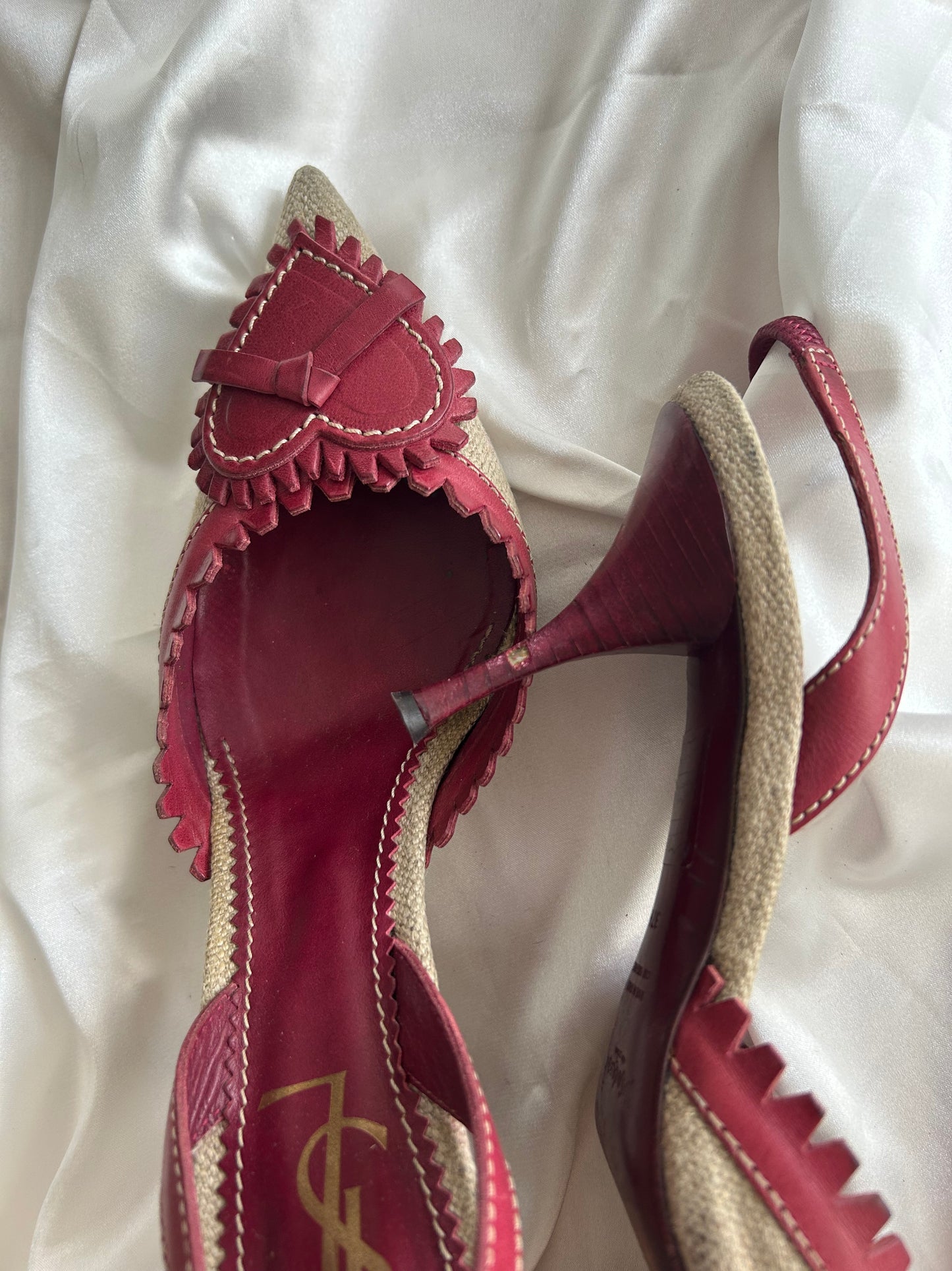 Yves Saint Laurent Heart Slingback EU37.5