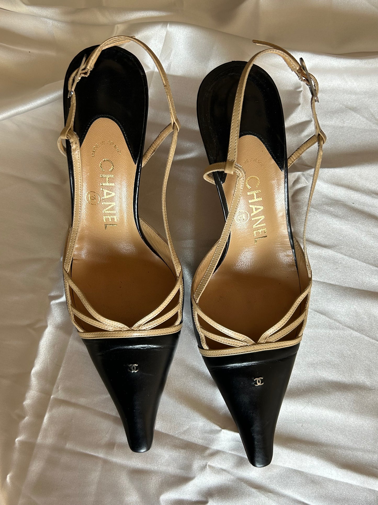 Chanel leather slingback EU39