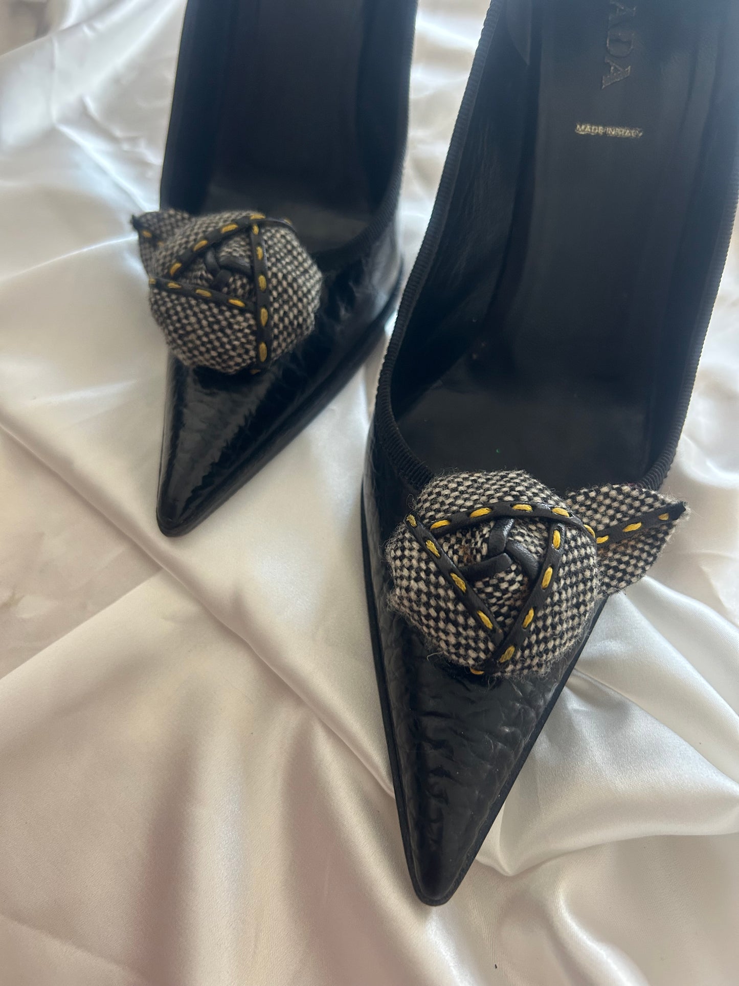 Prada wool flower EU39