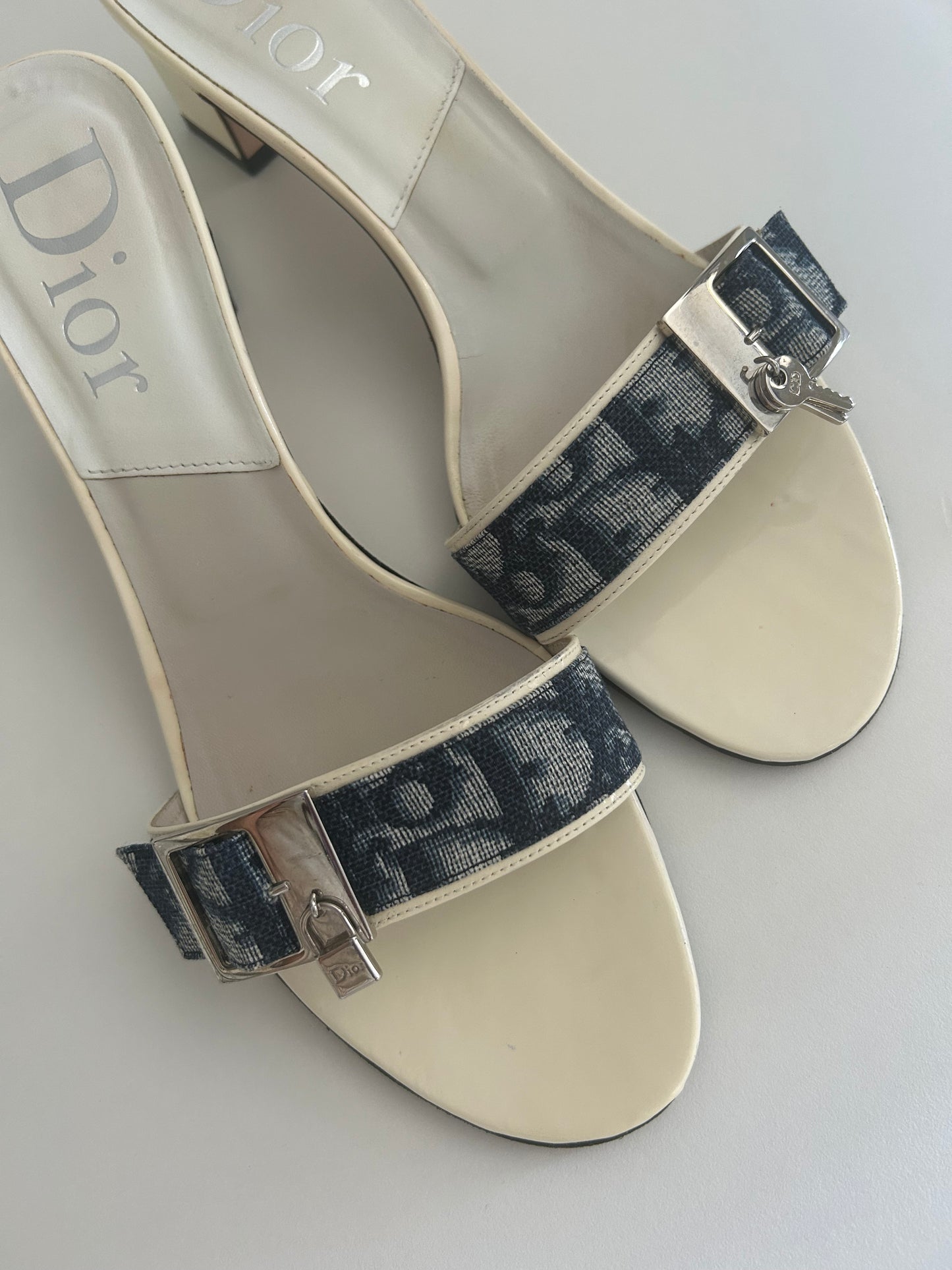 Dior denim key&lock sandals EU39.5