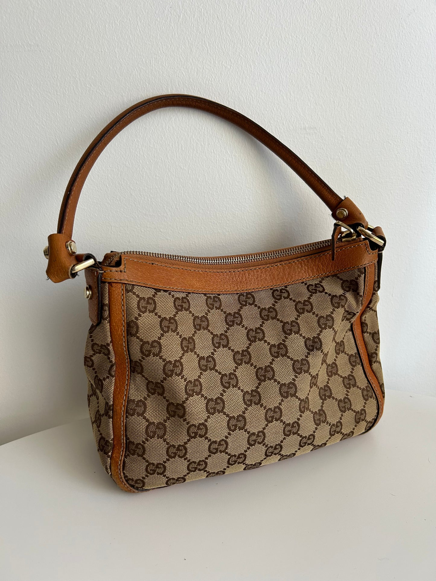 Gucci GG Canvas shoulder bag