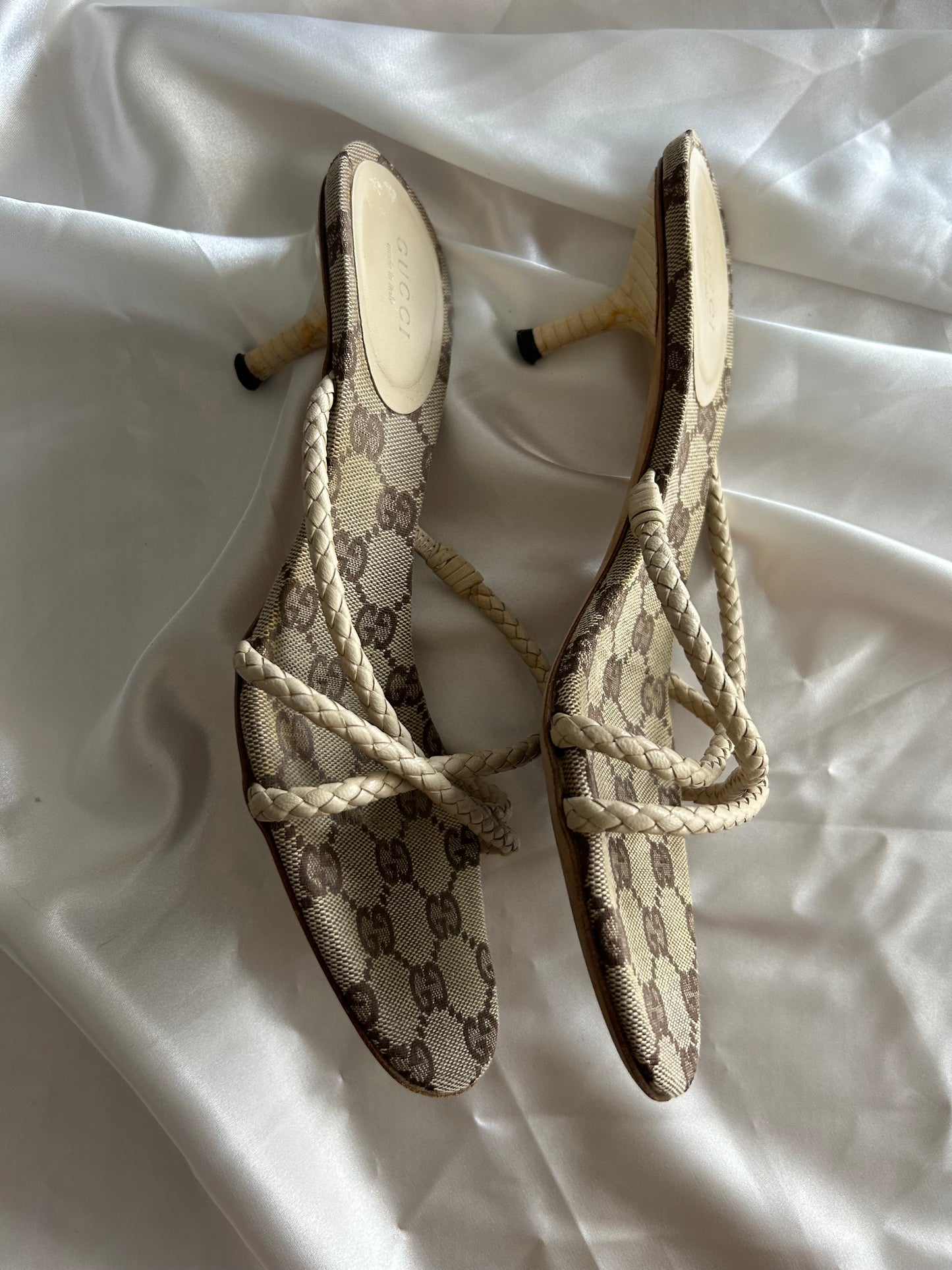 Gucci canvas sandals EU37