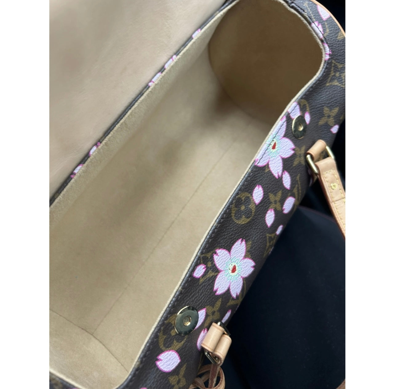 Louis Vuitton Papillon by T.Murakami