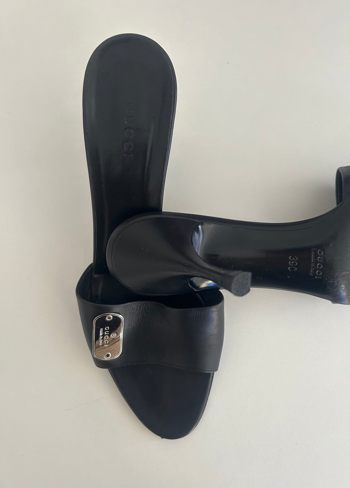 Gucci sandals EU39