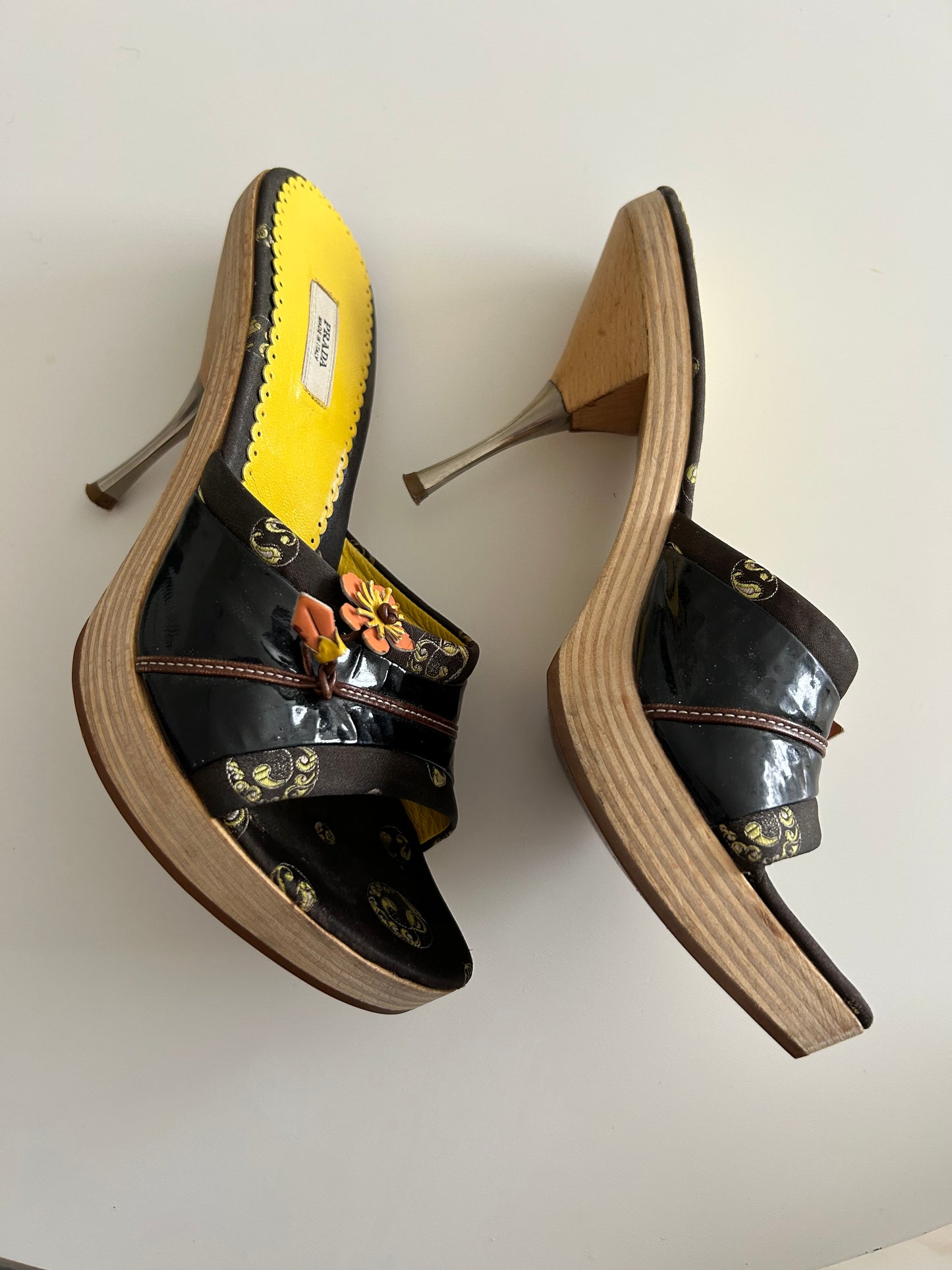 Prada oriental mules EU37