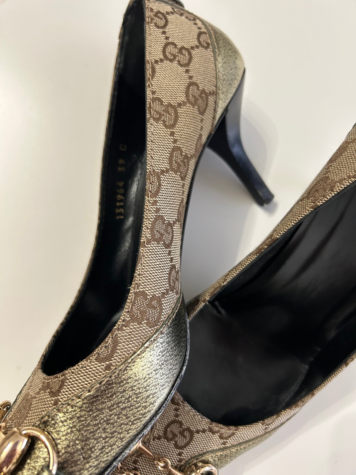 Gucci Horsebit heels EU39