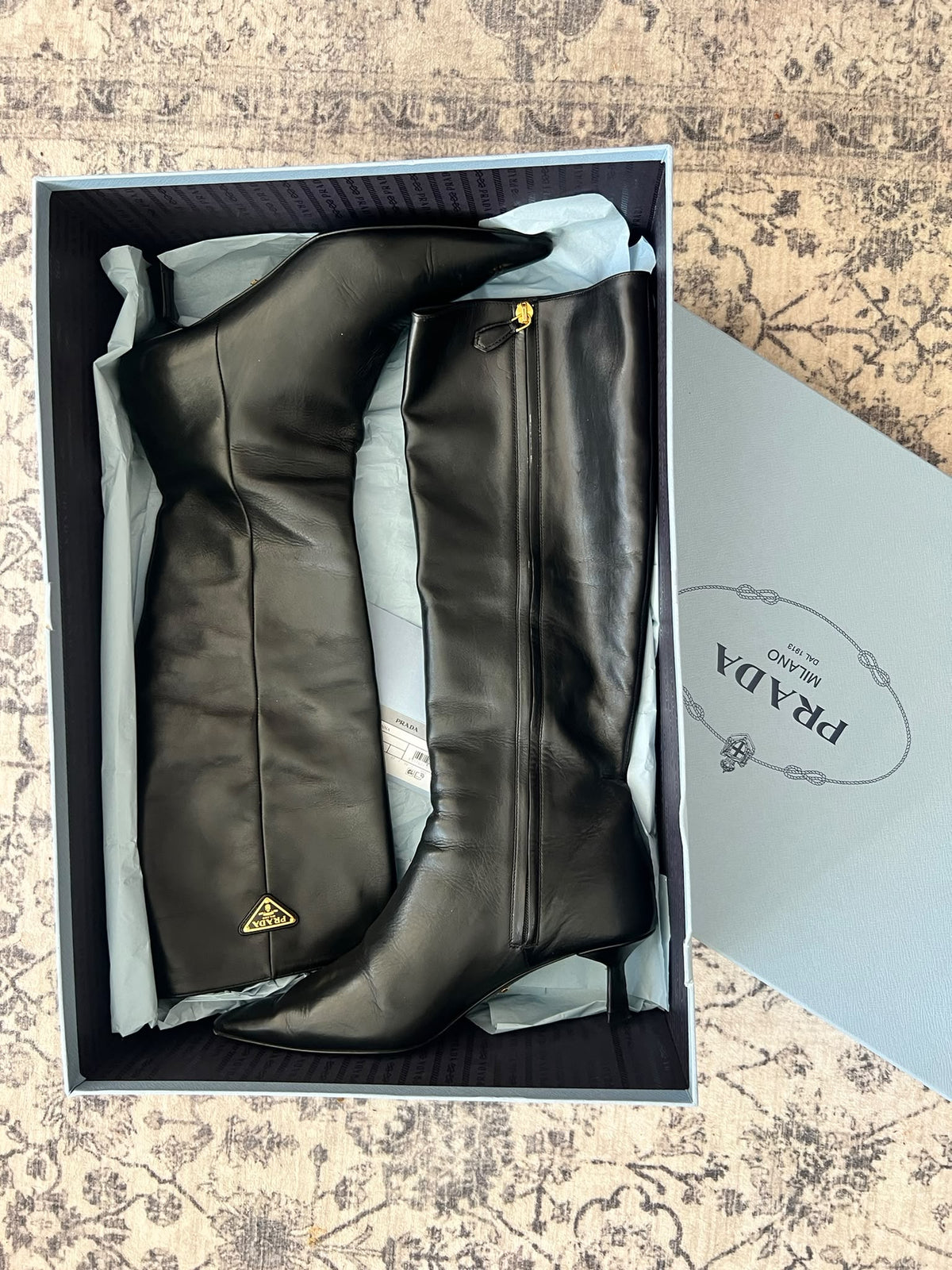 Prada boots EU37