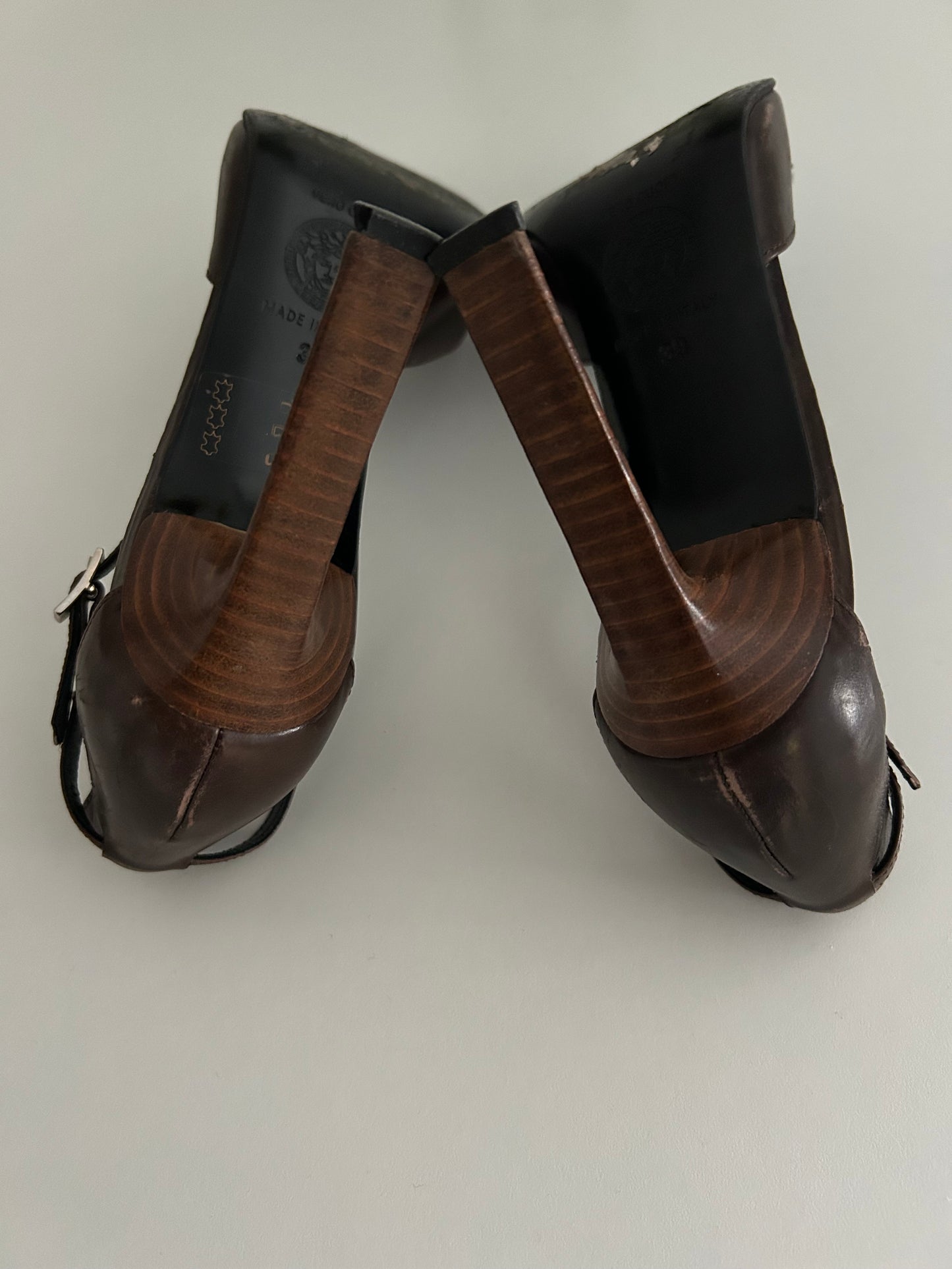 Versace animalier heels EU39