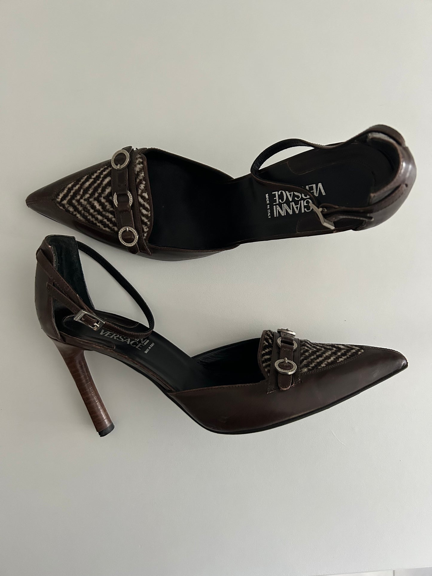 Versace animalier heels EU39