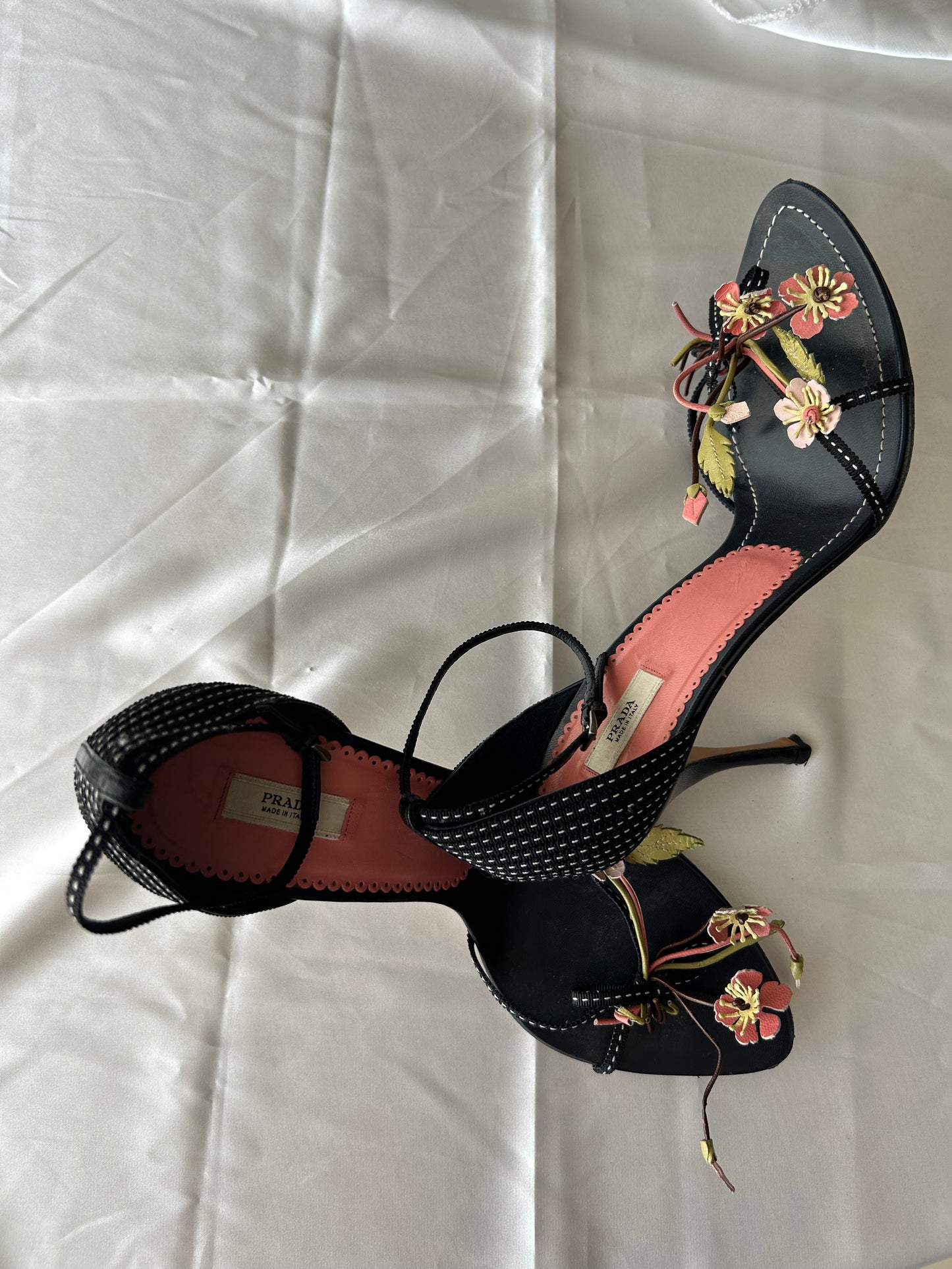 Prada bouquet sandals EU40