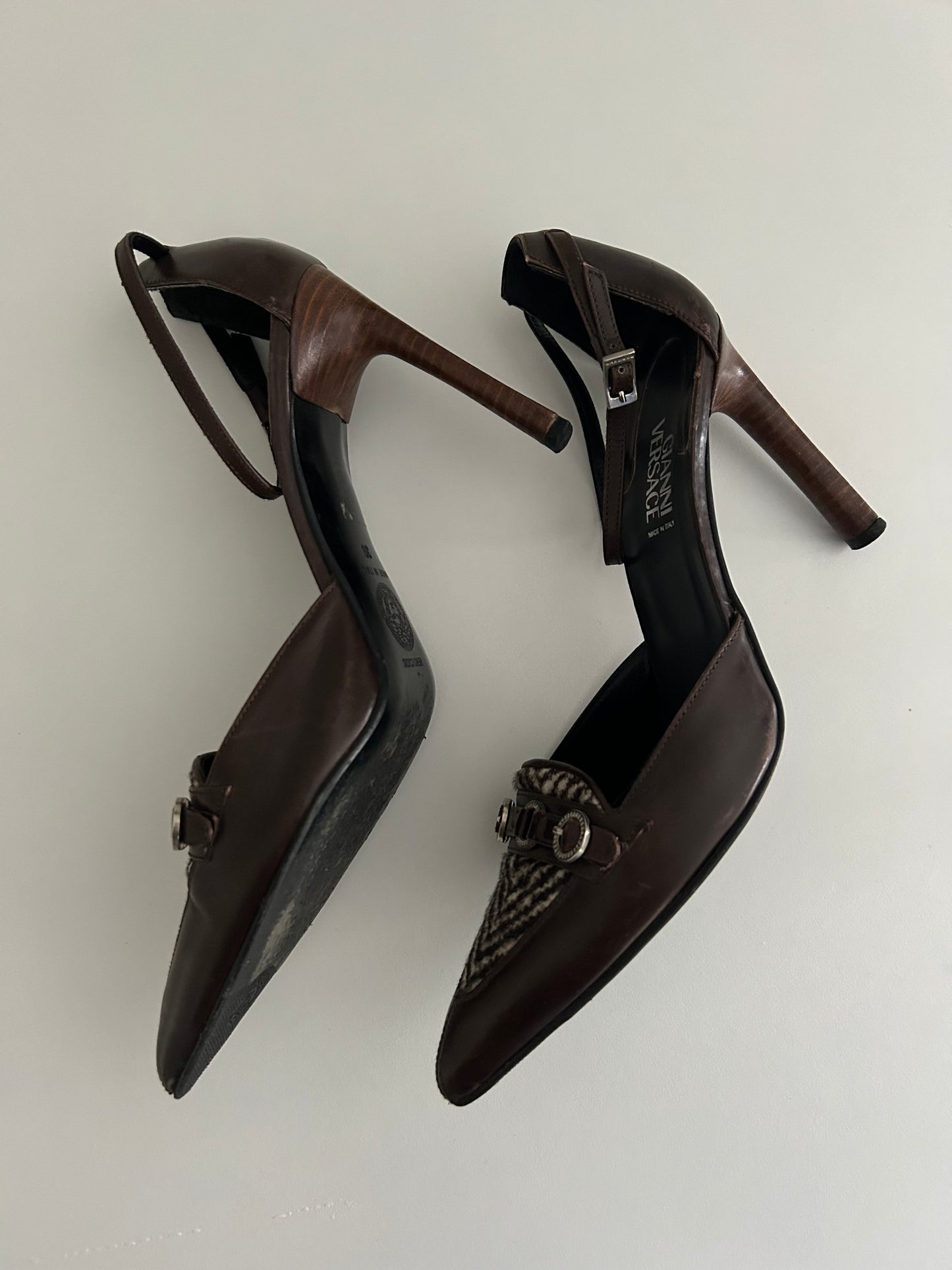 Versace animalier heels EU39