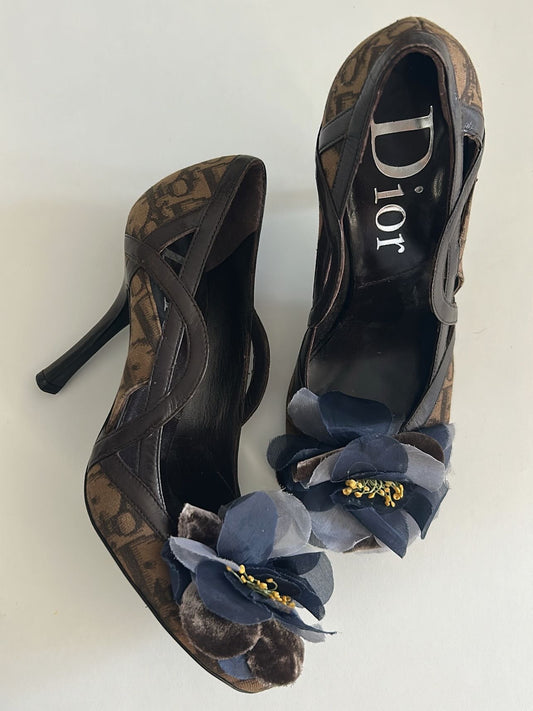 Christian Dior monogram heels EU35
