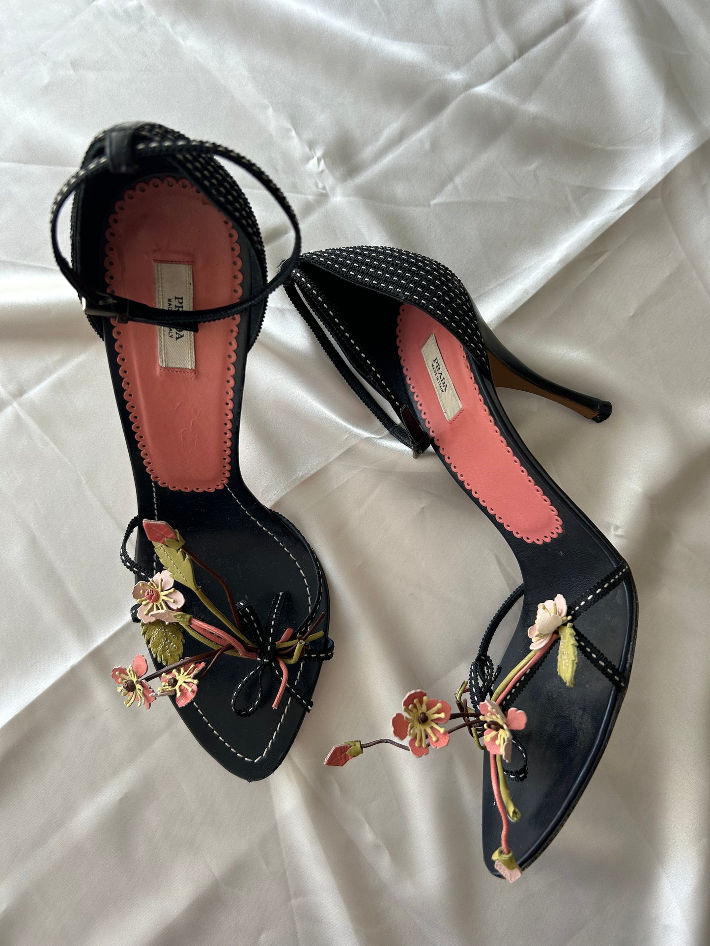 Prada bouquet sandals EU40