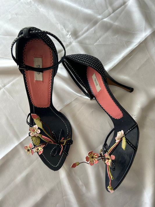 Prada bouquet sandals EU40