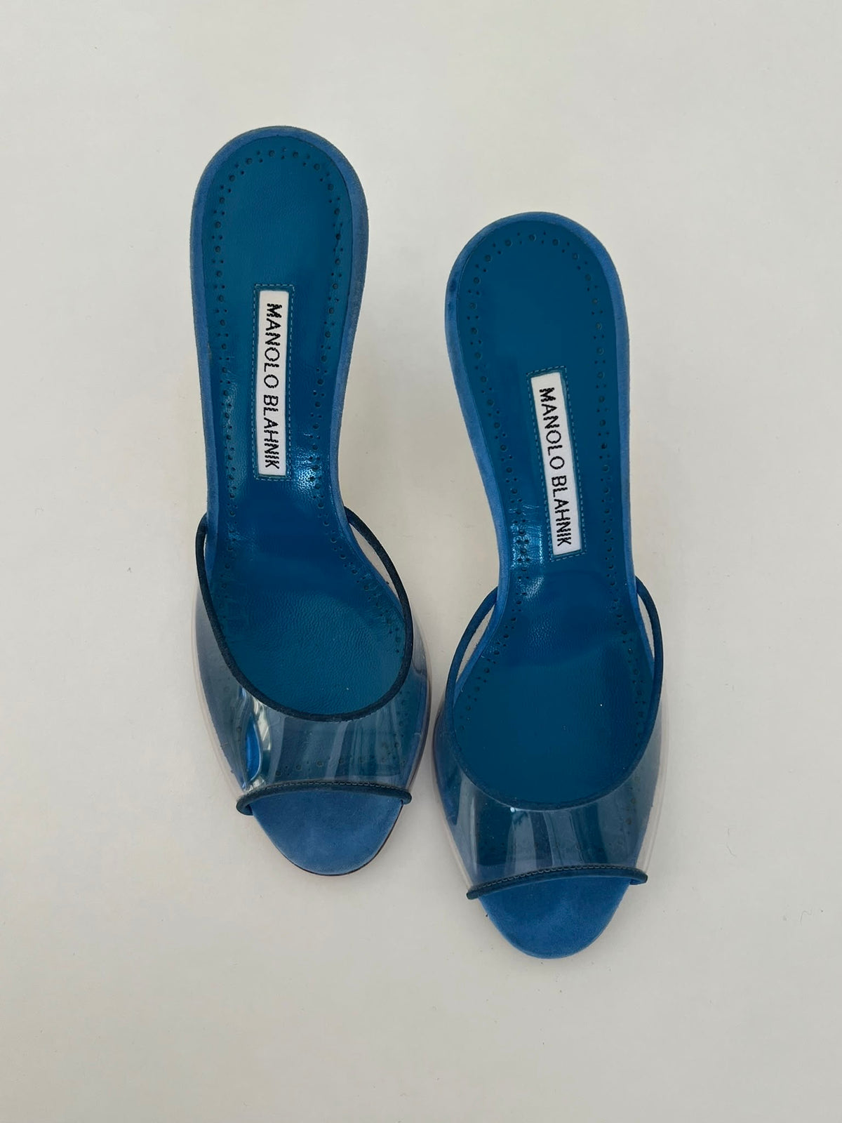 Manolo Blahnik suede mules EU37