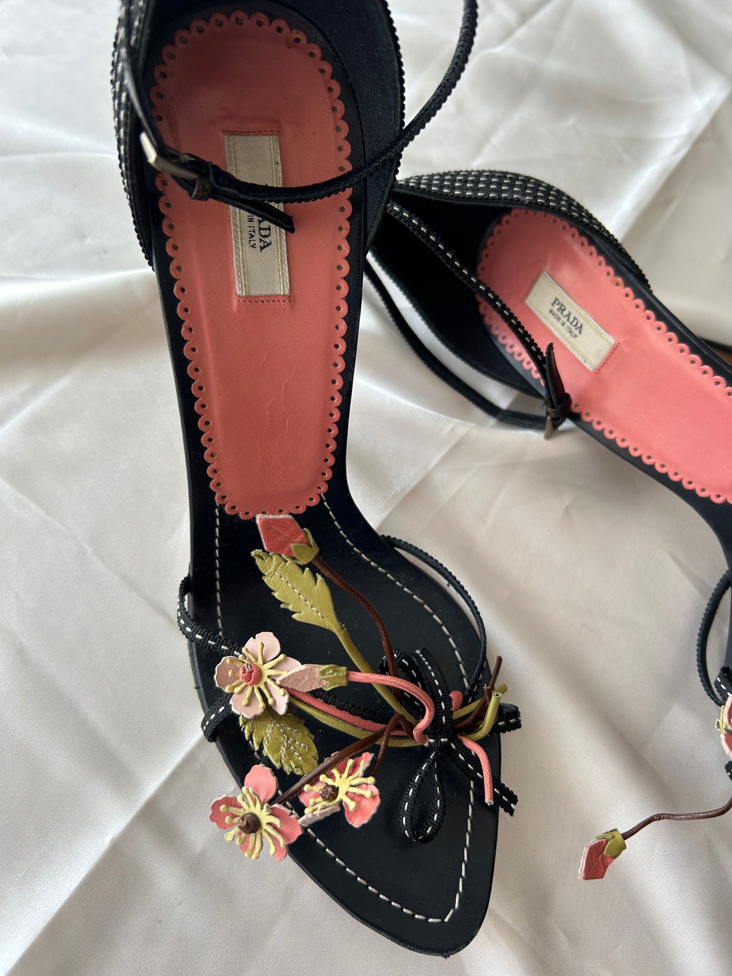 Prada bouquet sandals EU40