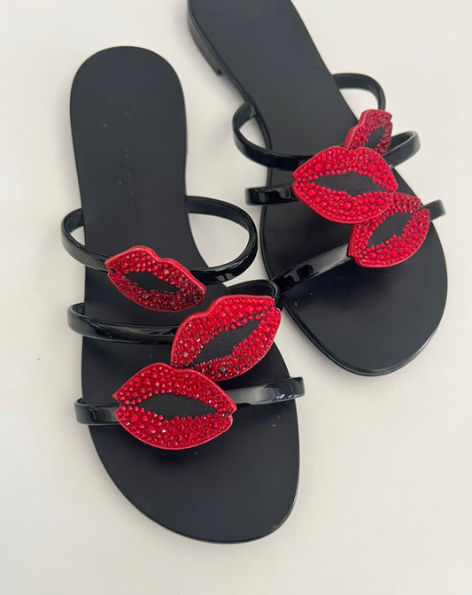 Giuseppe Zanotti lip flat sandals EU36
