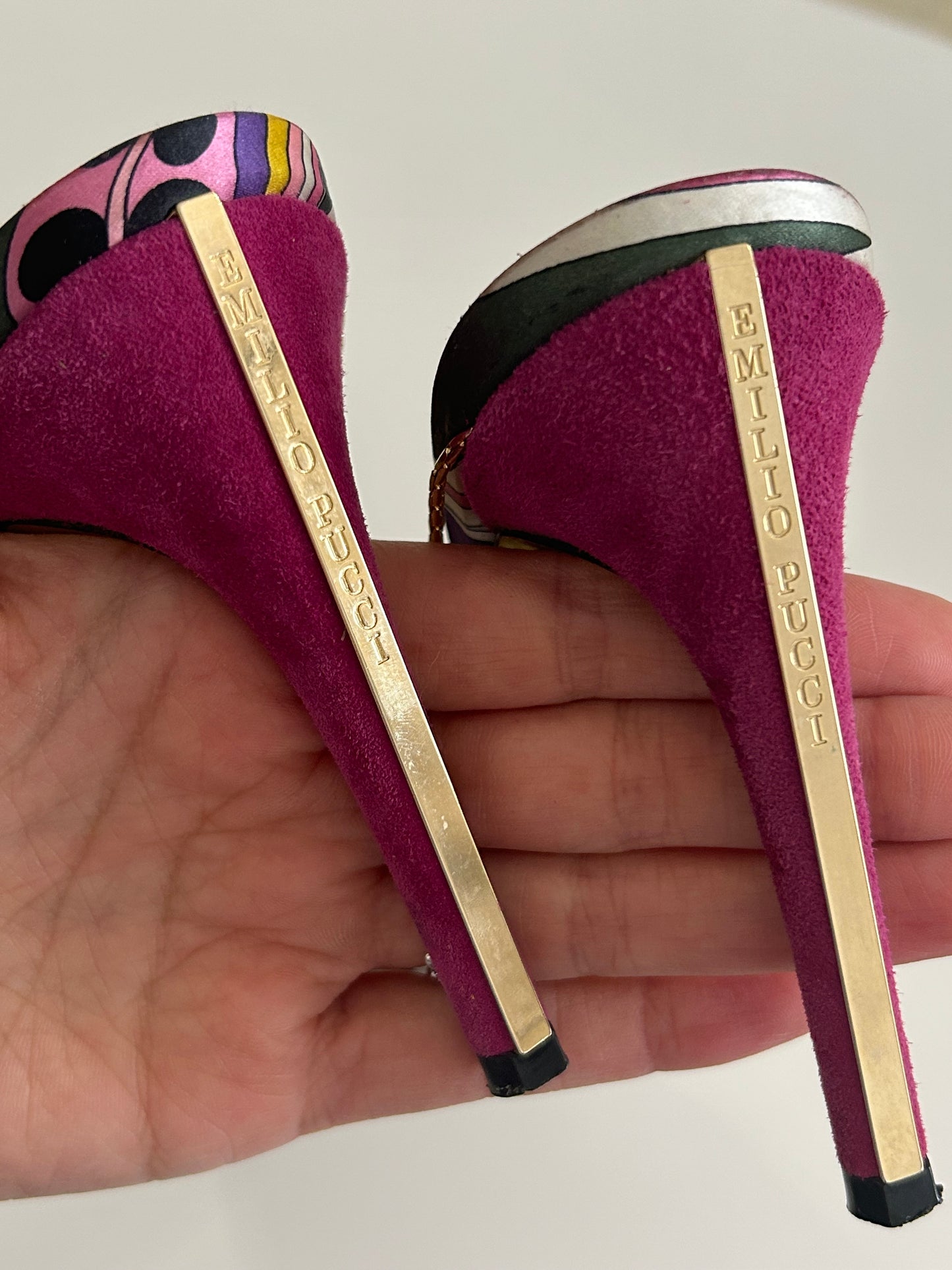 Emilio Pucci chain pumps 38EU