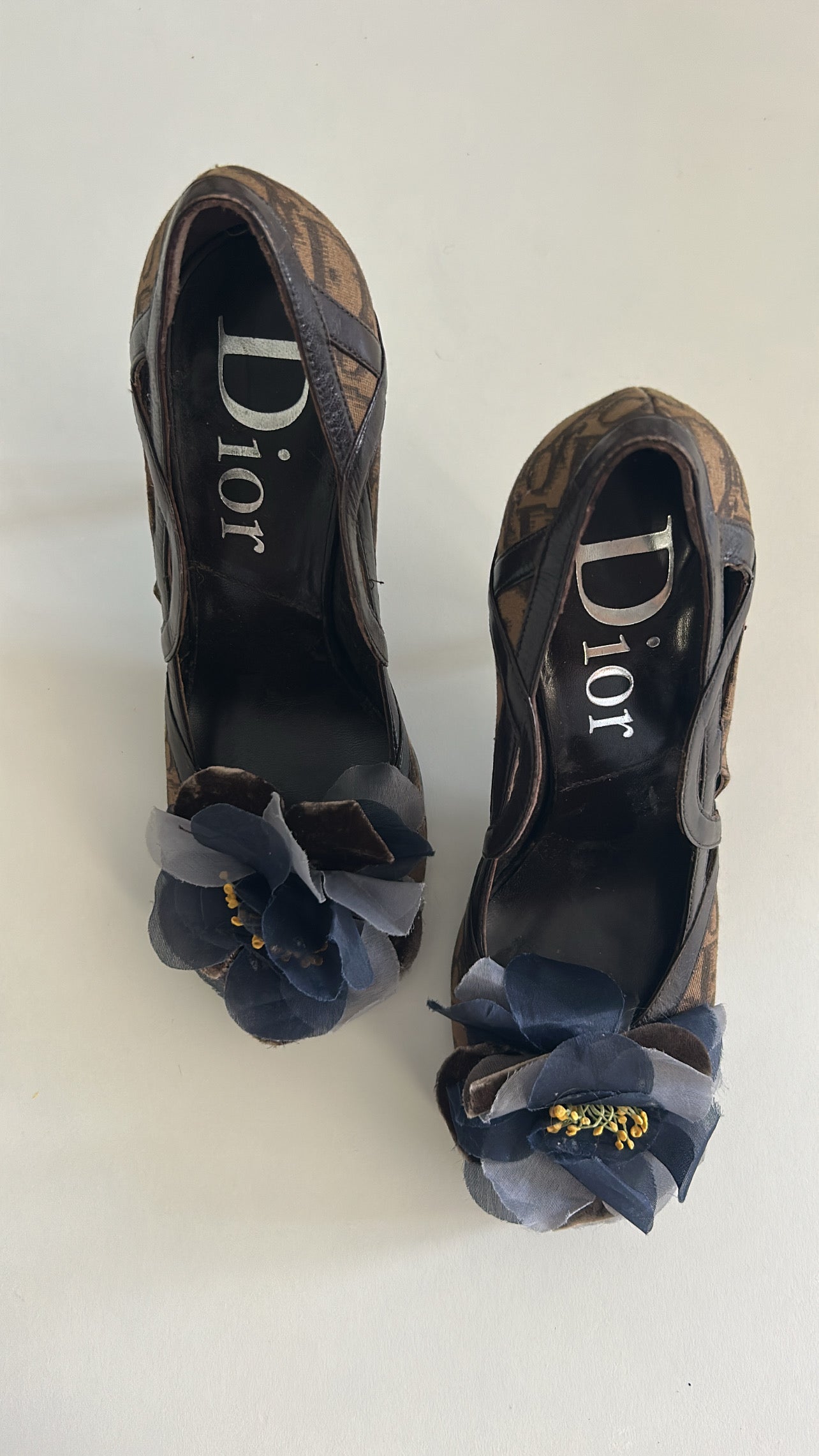 Christian Dior monogram heels EU35