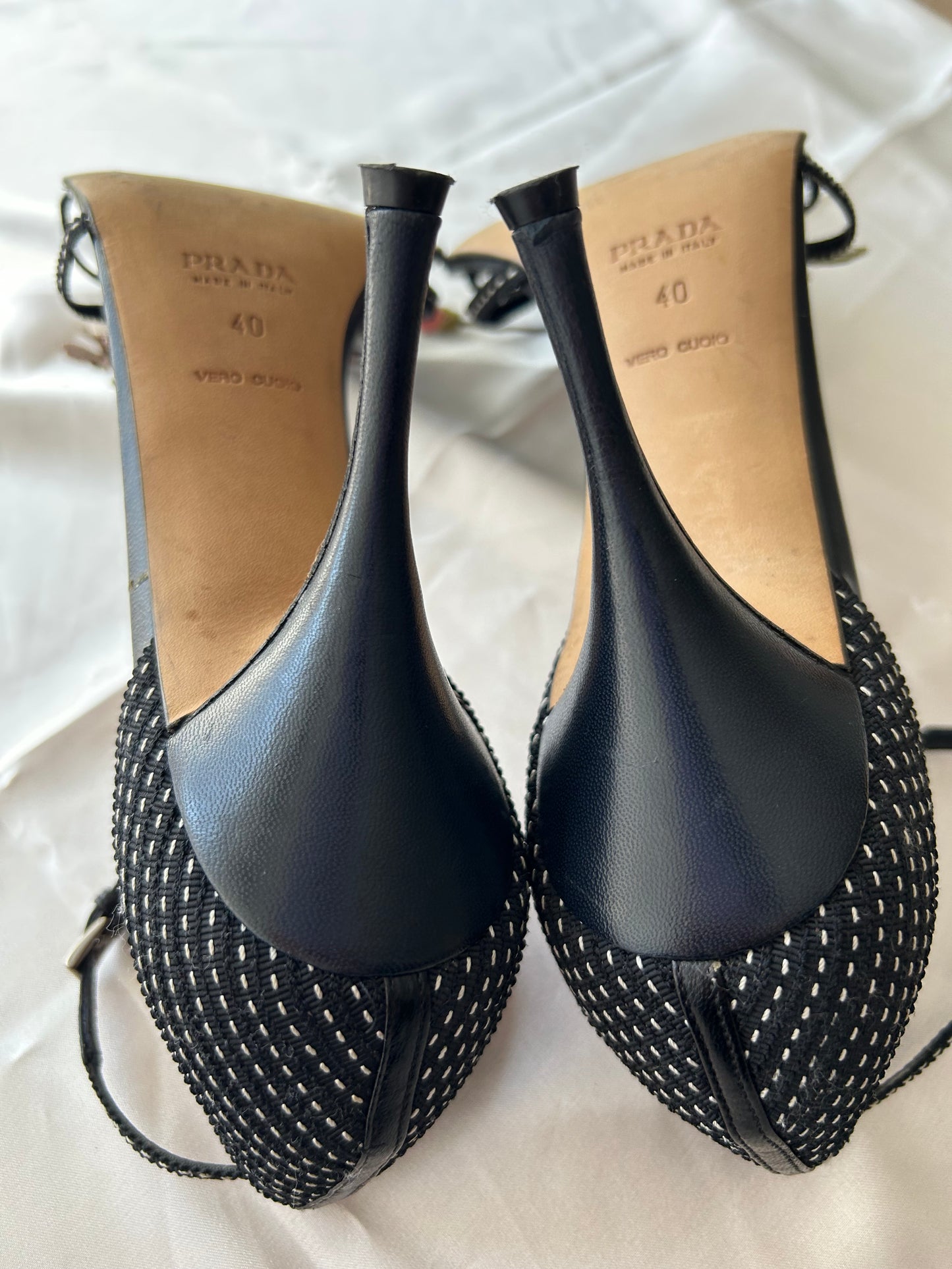 Prada bouquet sandals EU40