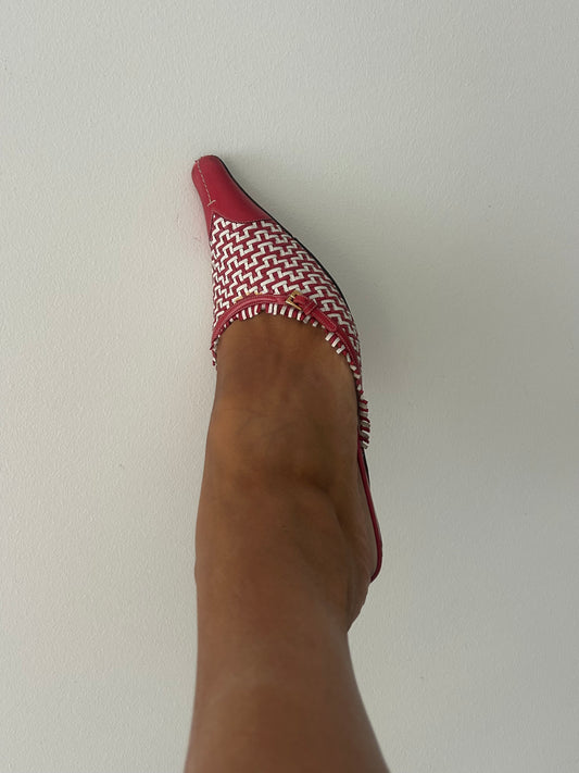 Prada kitten heels EU37.5