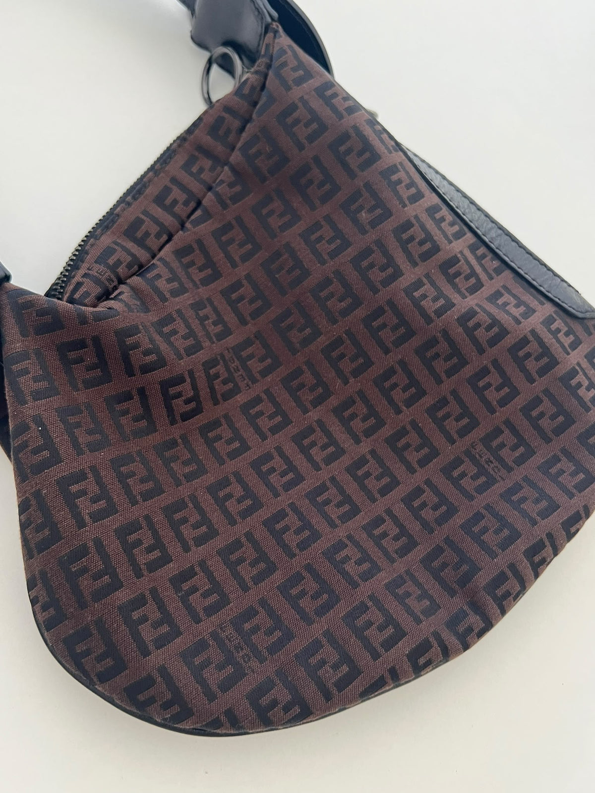 Fendi zucchino Oyster